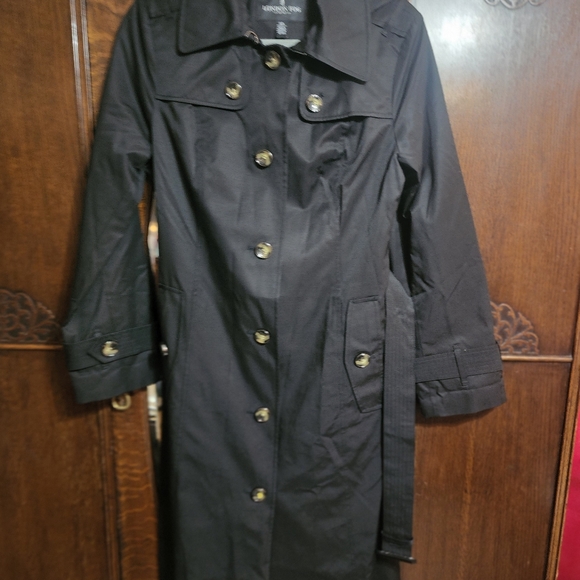 London Fog Trench Coat - Picture 3 of 4